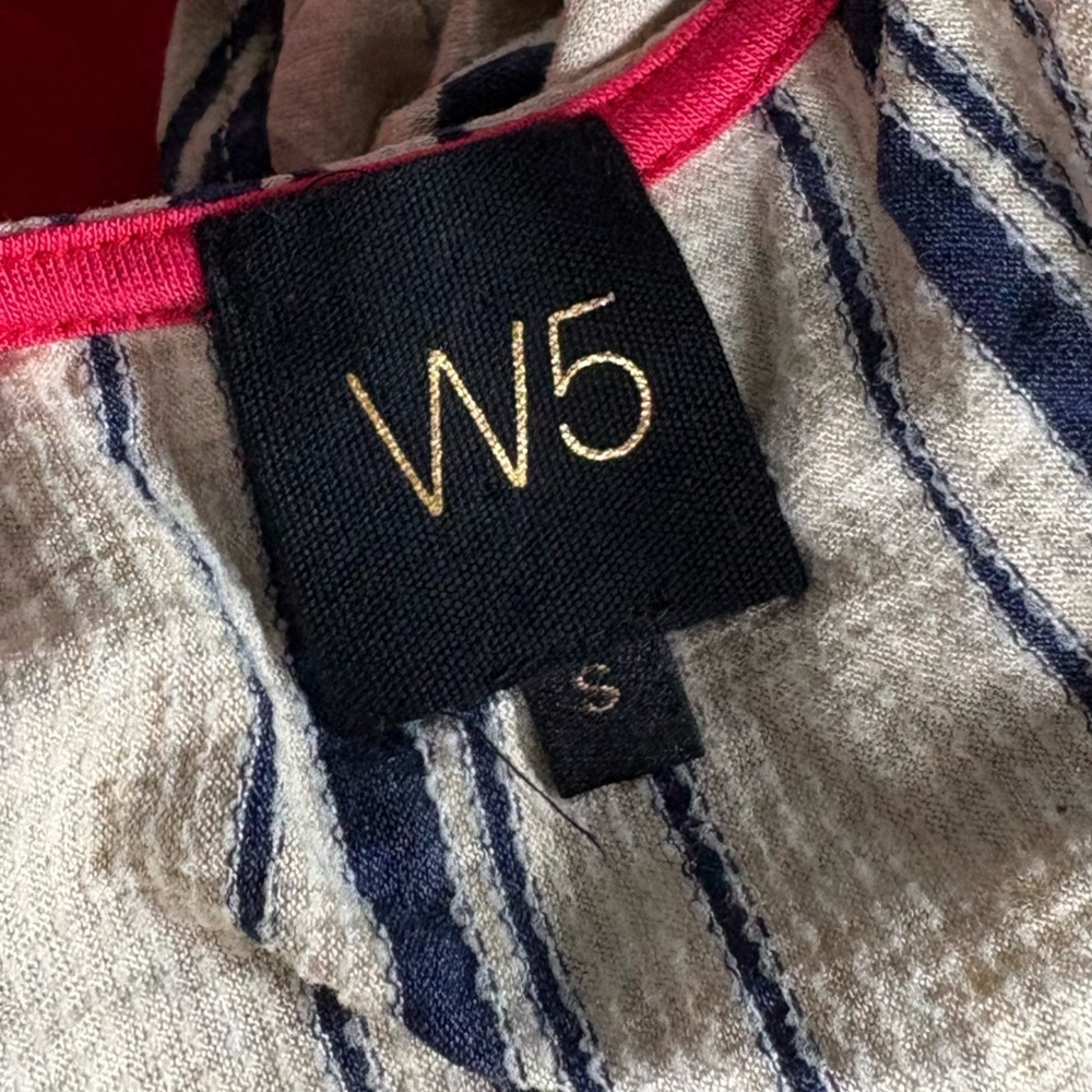 W5 Tee - Picture 4 of 5